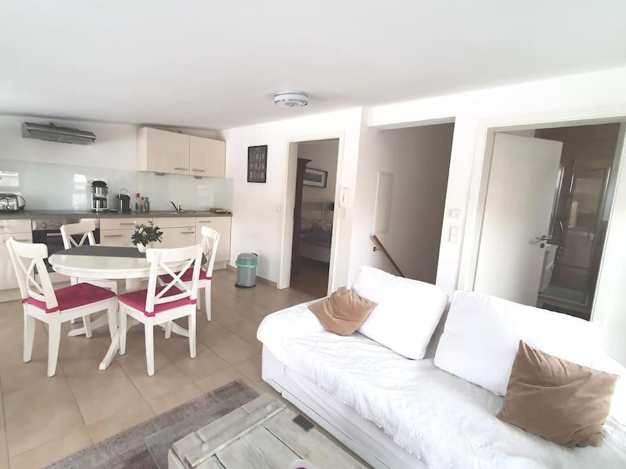 Apartamento Wohnen Am Waldrand Starnberg Exterior foto