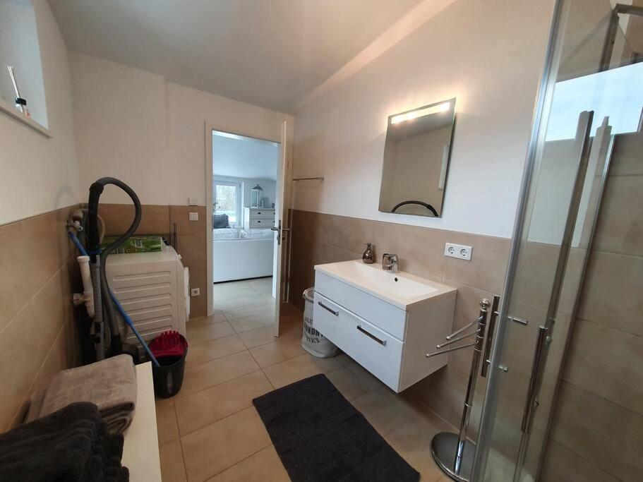 Apartamento Wohnen Am Waldrand Starnberg Exterior foto